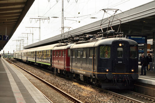 Two swiss ladys working in Germany