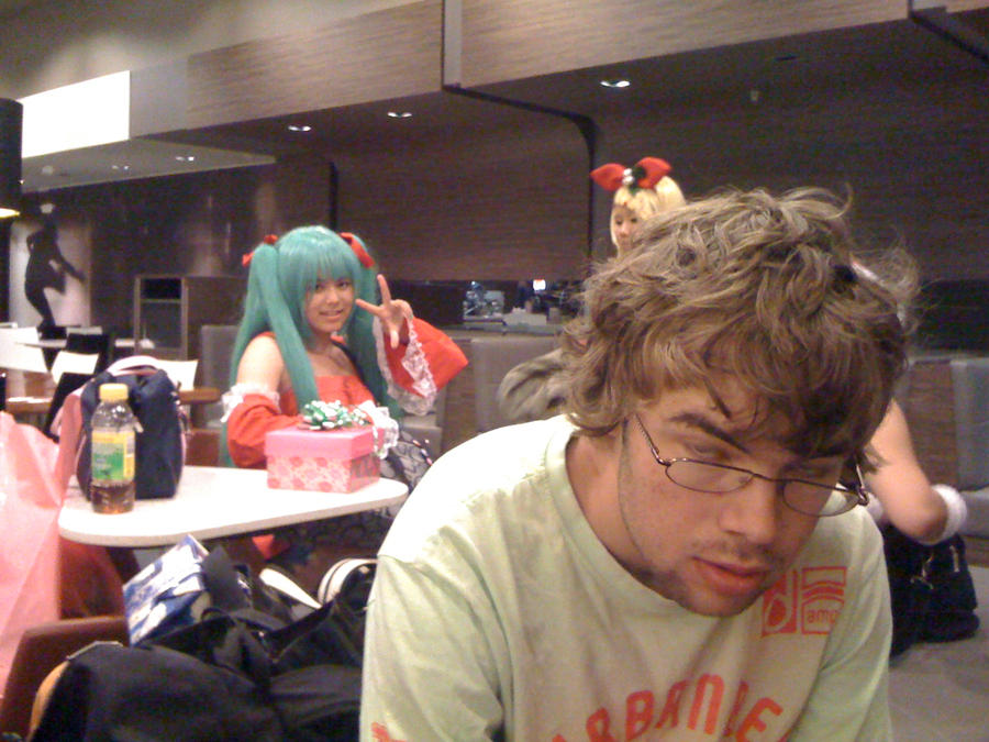 Miku and zombie faced Drew