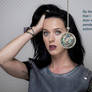 Katy Perry hypnotized 02