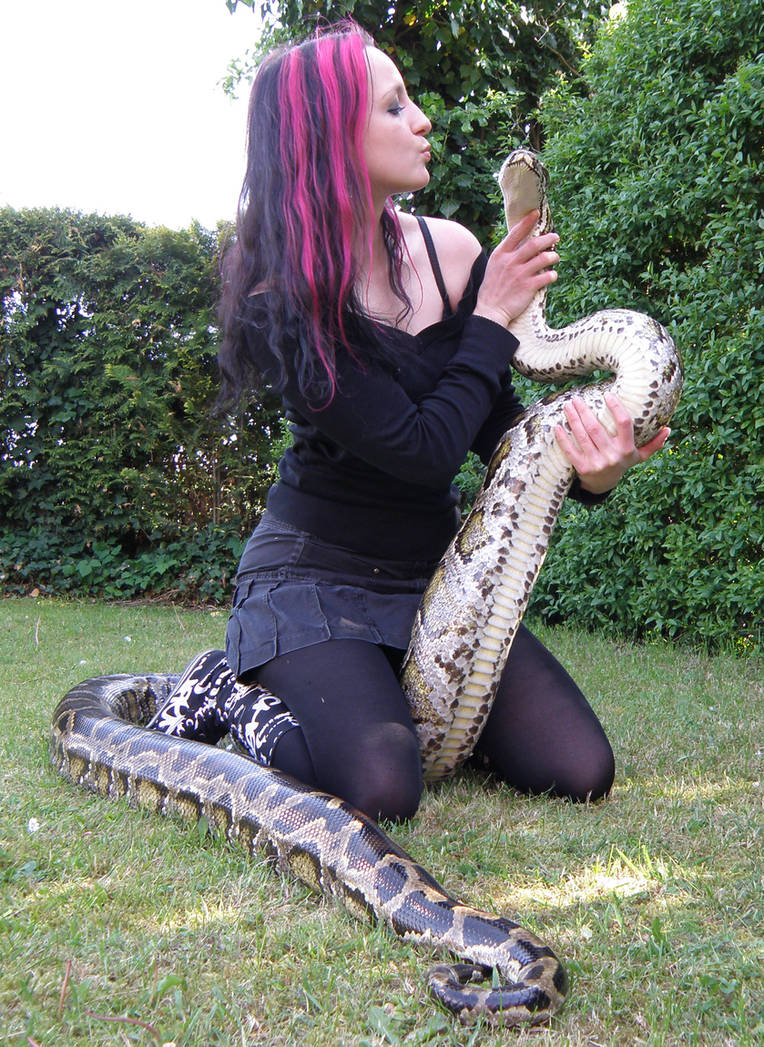 Python Kiss Jamieart 0079 by pythonkiss on DeviantArt