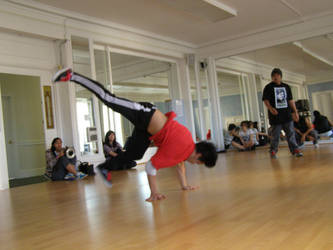 BreakDancing1_fenix_mineharu