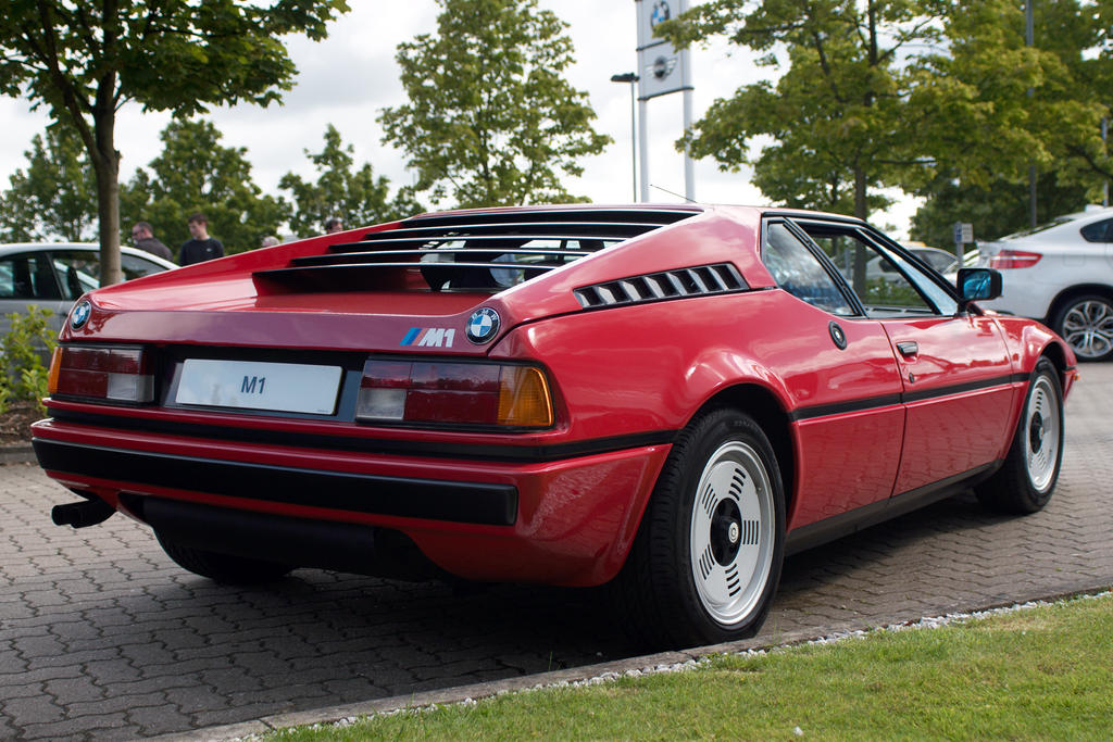 BMW M1, red, rear by FurLined on DeviantArt
