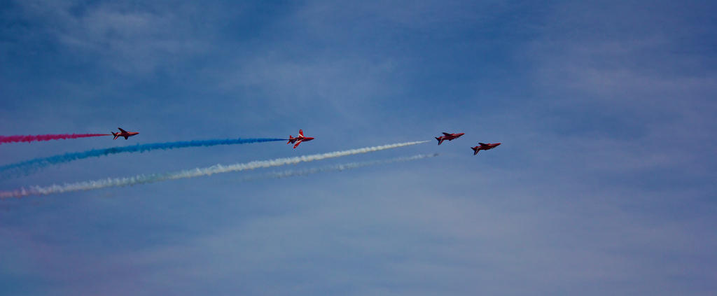 Red Arrows Inverted Red Arrows Upside Down by Dave490 on DeviantArt