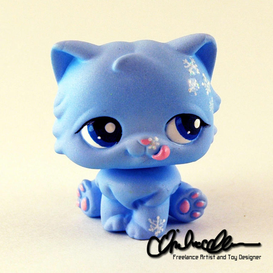 Amy the Winter Cat LPS custom