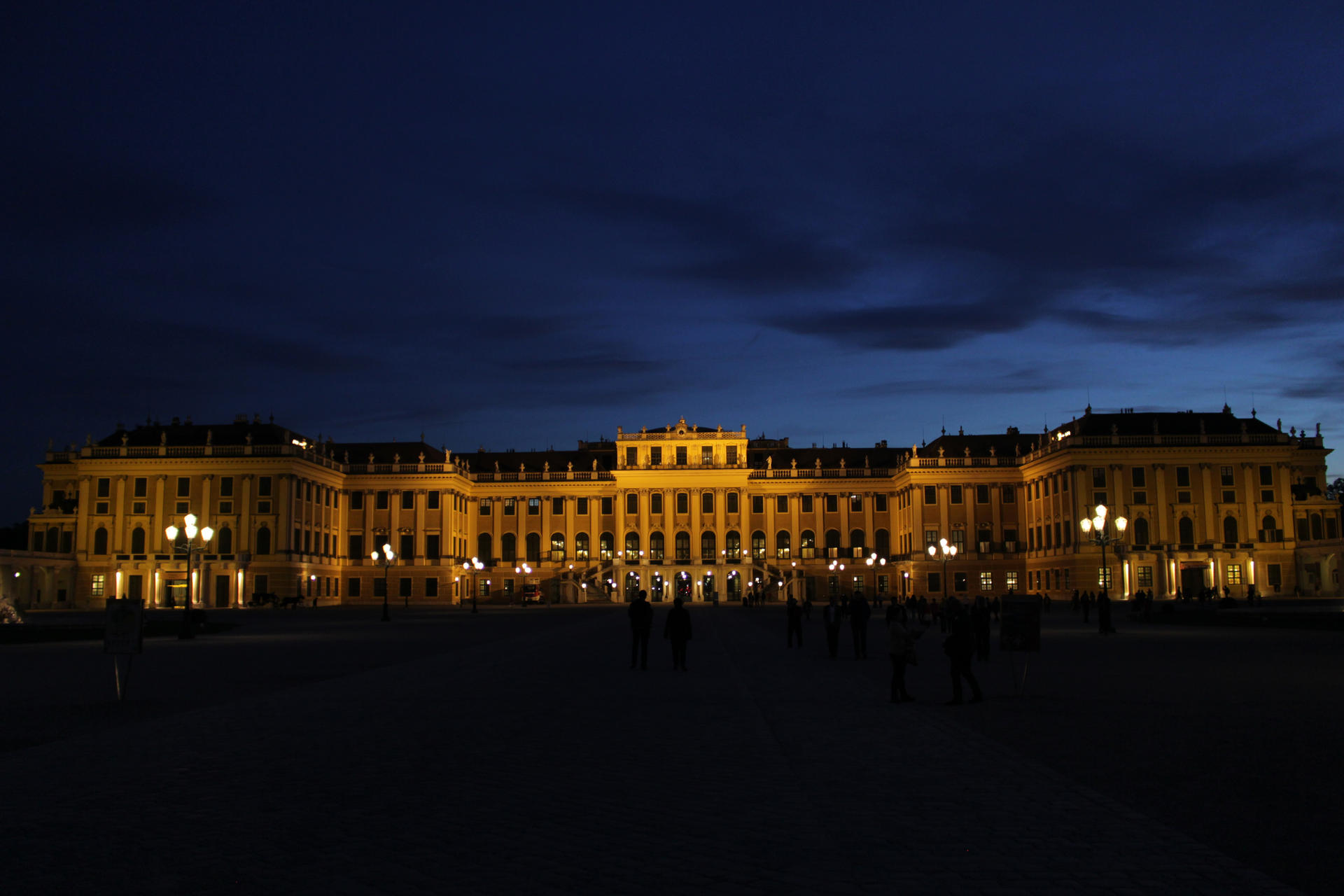 Schonbrunn Palace by DelphineHaniel on DeviantArt
