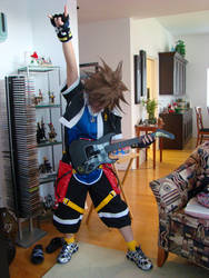 Sora plays Guitar Hero
