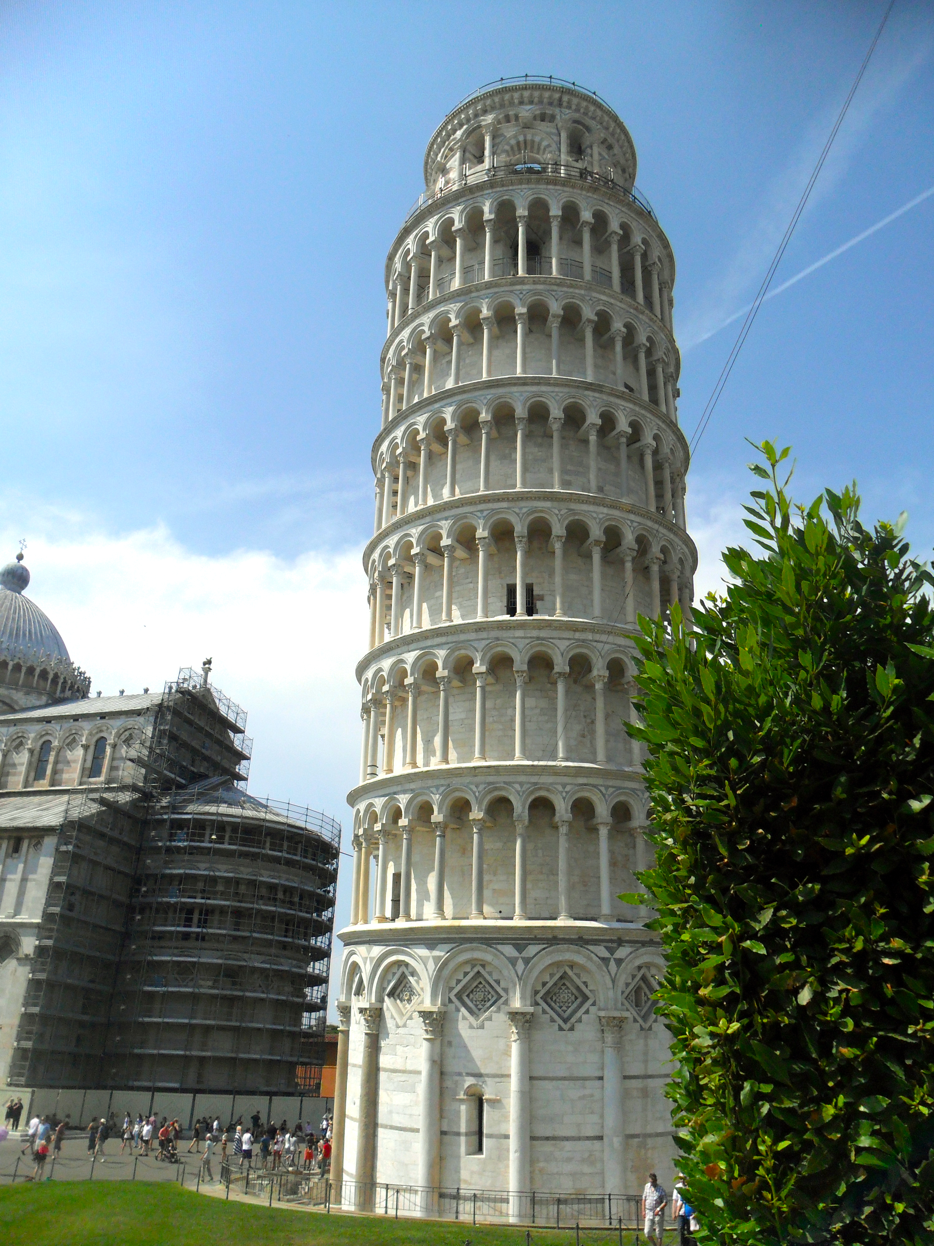 Tower of pisa