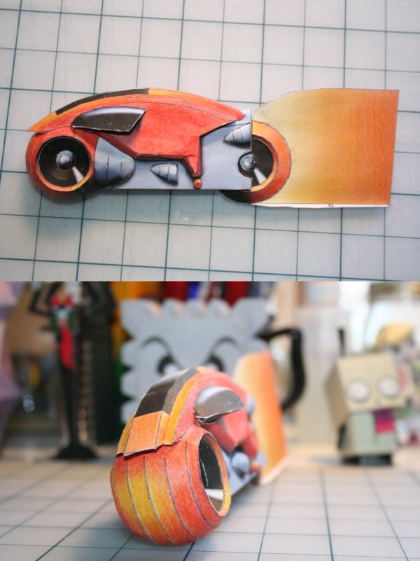 Lightcycle Papercraft