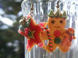 Christmas Gingerbread Man and Star Earrings