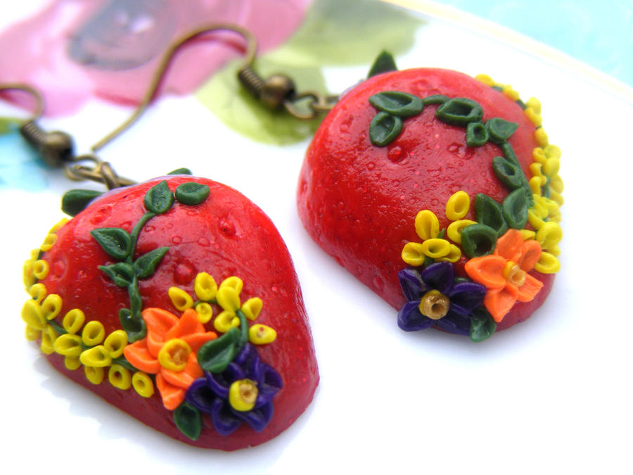 Polymer Flower Earrings, Strawberry Earrings, Gyps