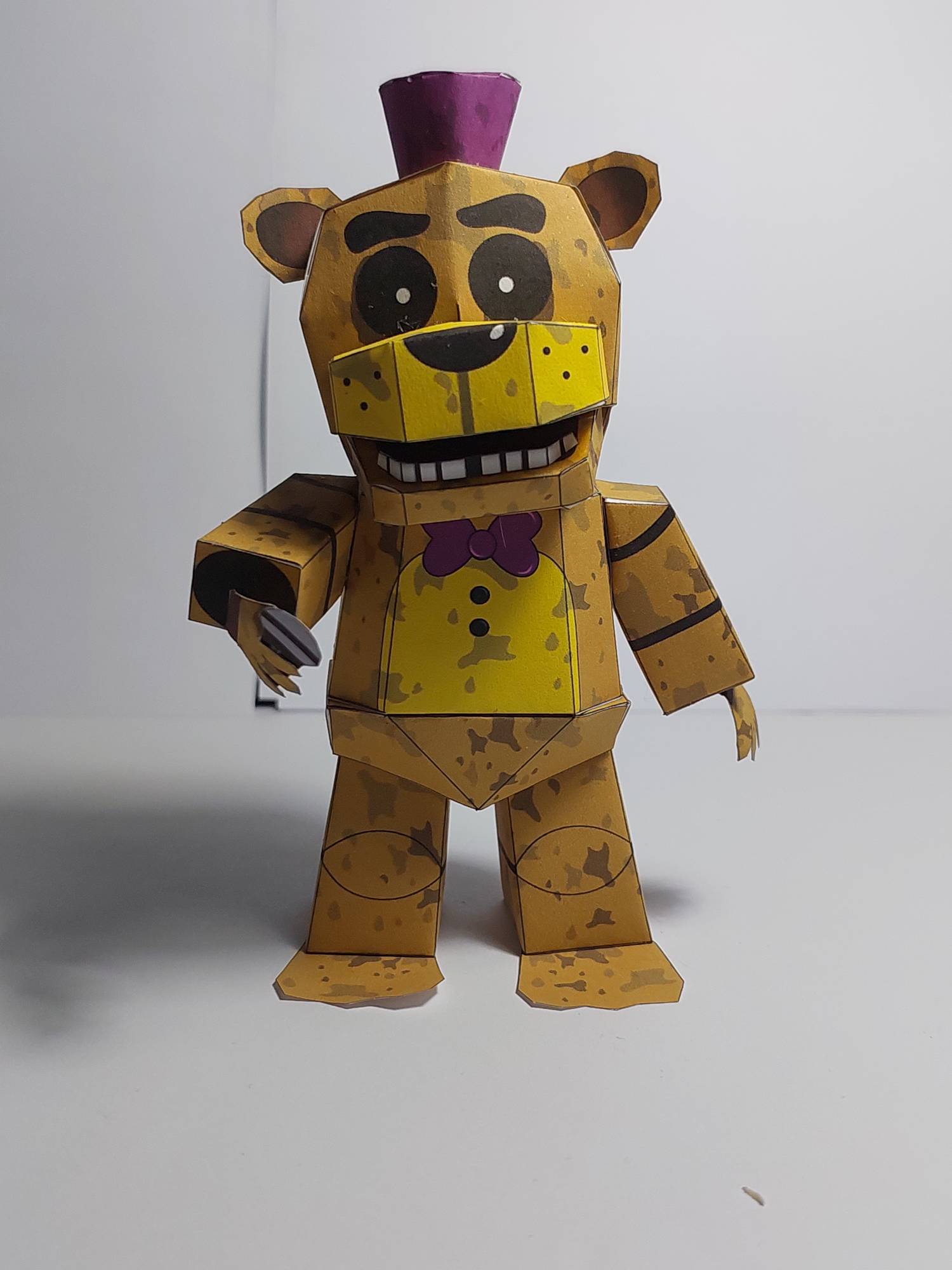 FNAF UCN Fredbear full body by Enderziom2004 on DeviantArt