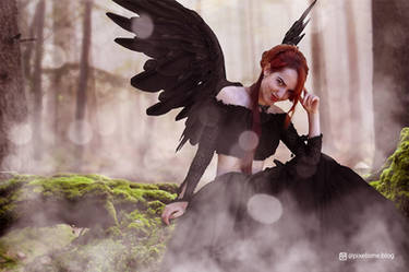 Gothic Raven Queen