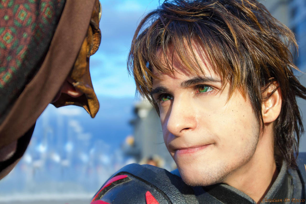 Hiccup Cosplay - HTTYD2 - Confronting Foes