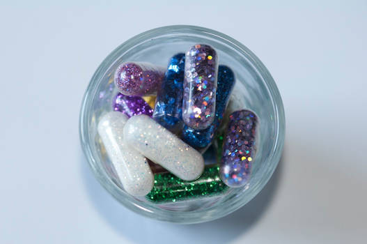 Glitter Pills 03