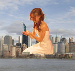 Giantess in New York by Alberto62
