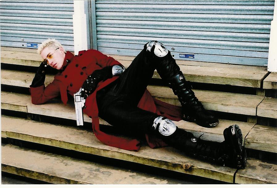 Vash cosplay doughnut shack 2