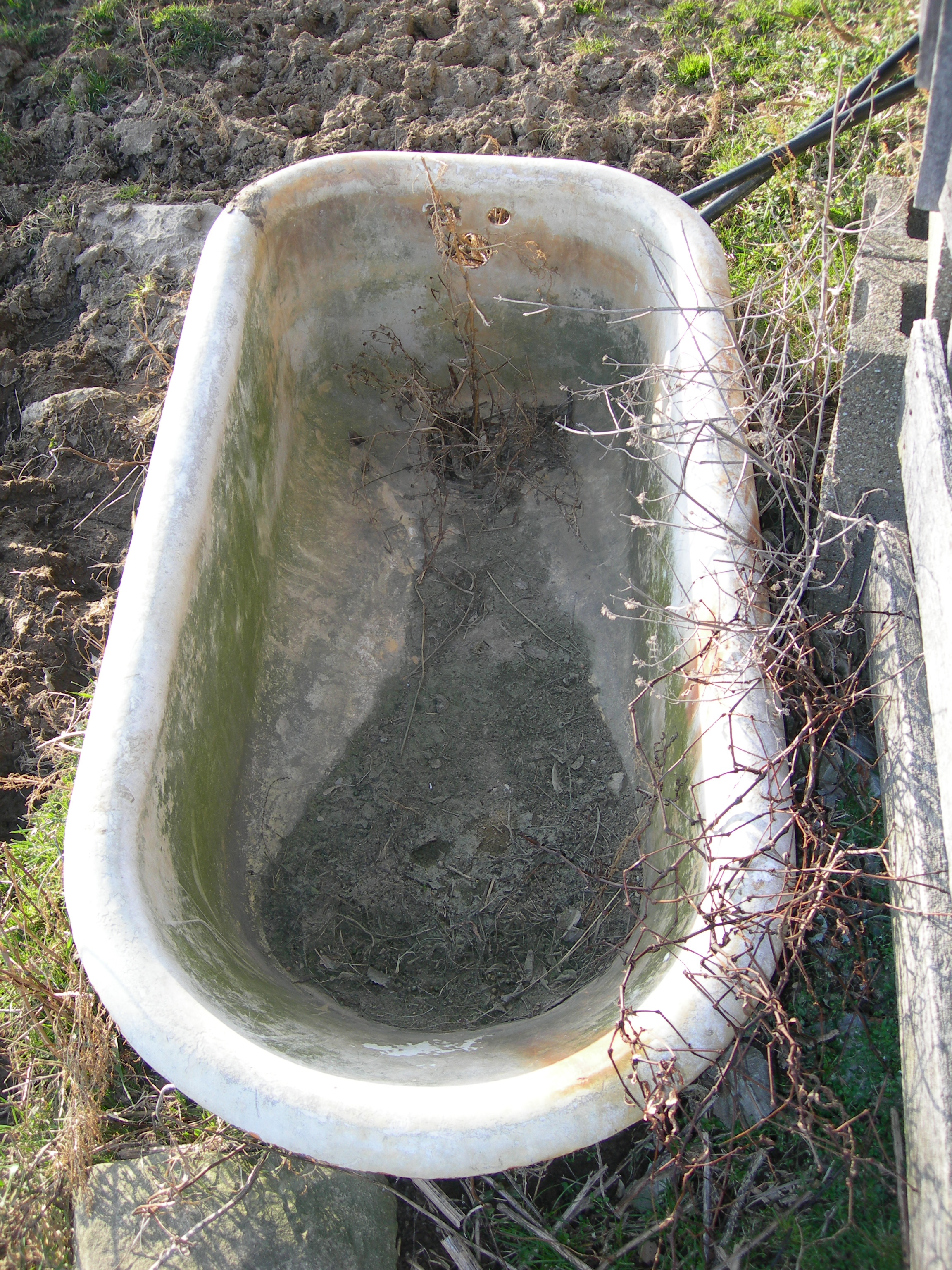 BATH TUB STOCK