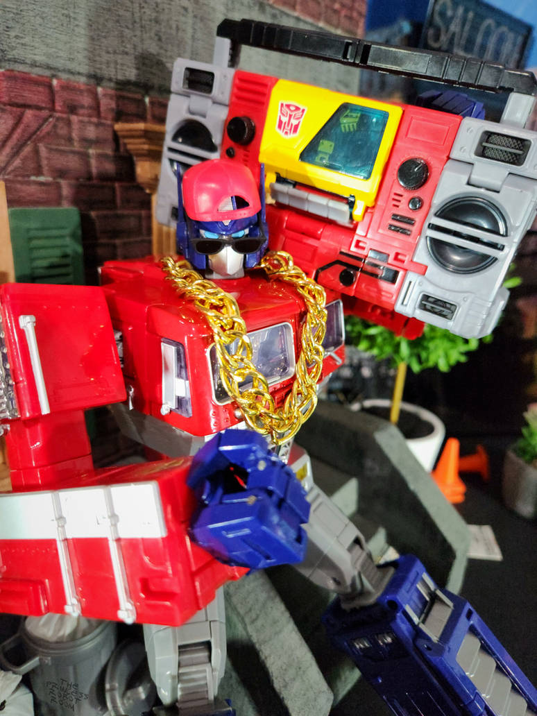 Optimus Rhyme by ThePrincessRobotRoom on DeviantArt