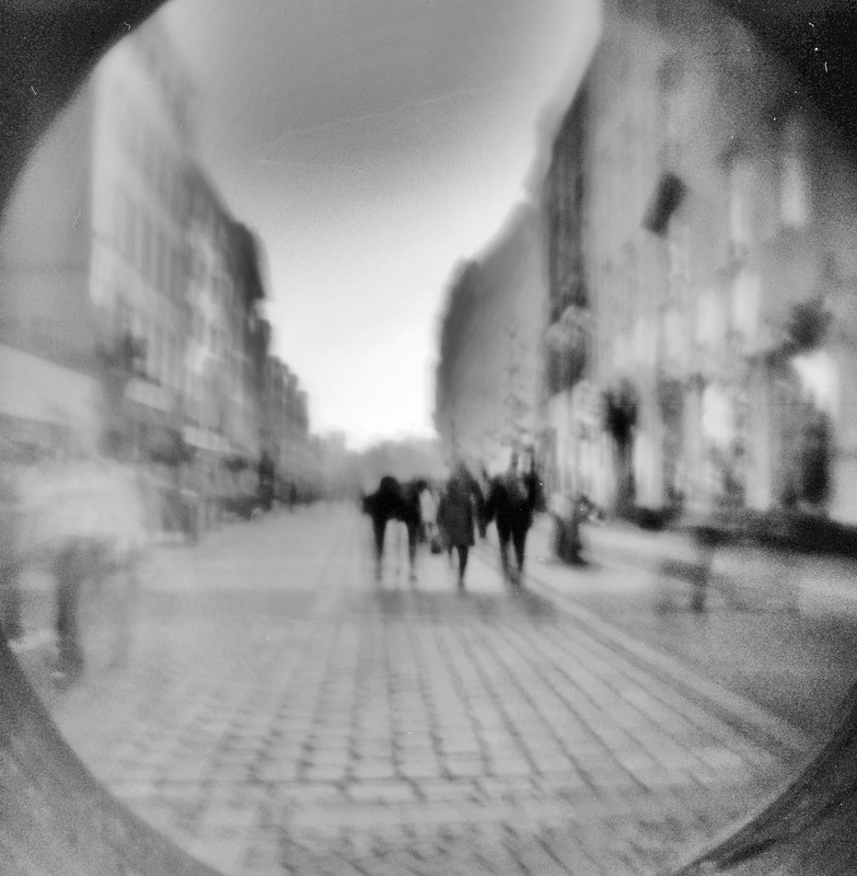 pinhole3