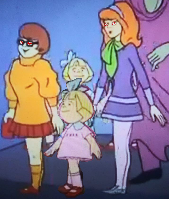 Just remember the classic Velma X Daphne by Takostu64 on DeviantArt