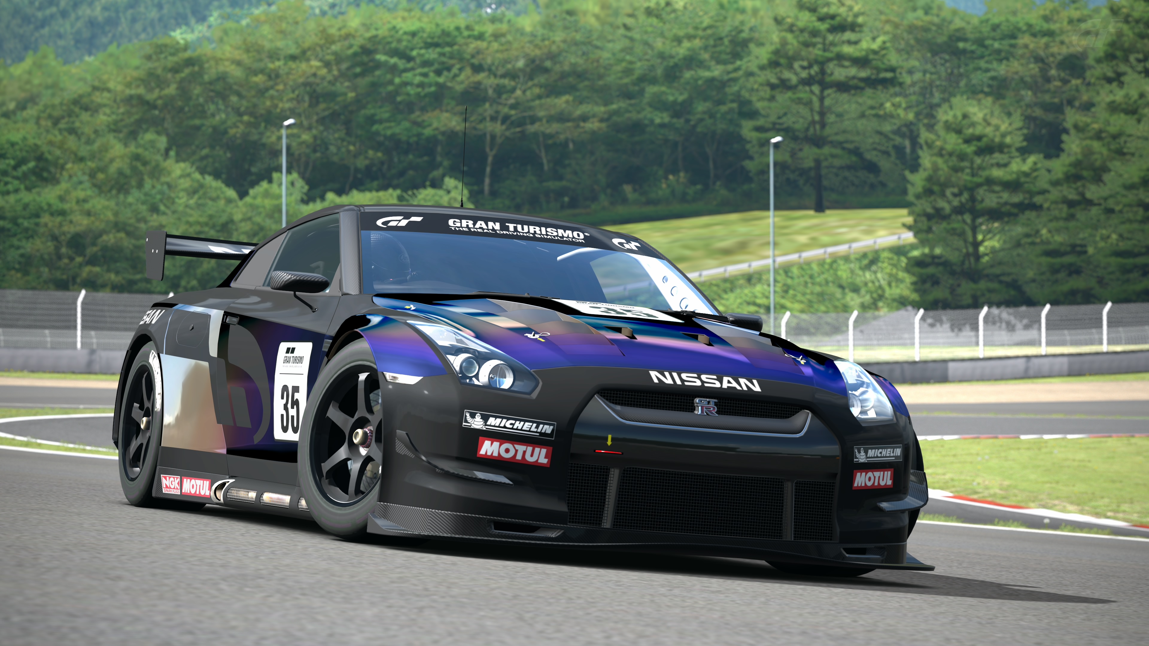 Nissan GT-R R35 Touring Car (Gran Turismo 6)