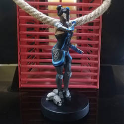 KITANA LADY OF THE DEAD SCULPTURE