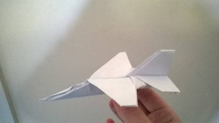 My attempt on making an F-16 paper model.