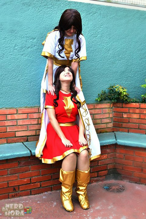 Mary Marvel Cosplay Group