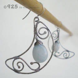 ++SOLD++ Winter Moon Earrings