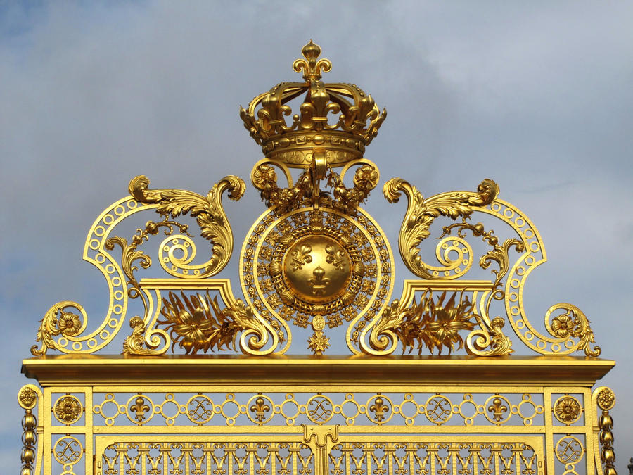 Palace of Versailles - gold gate