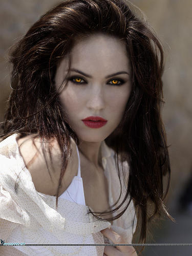 Megan Fox Vampire by fallin-4-an-angel on DeviantArt