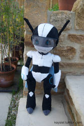 Wheatbee Plushie Front