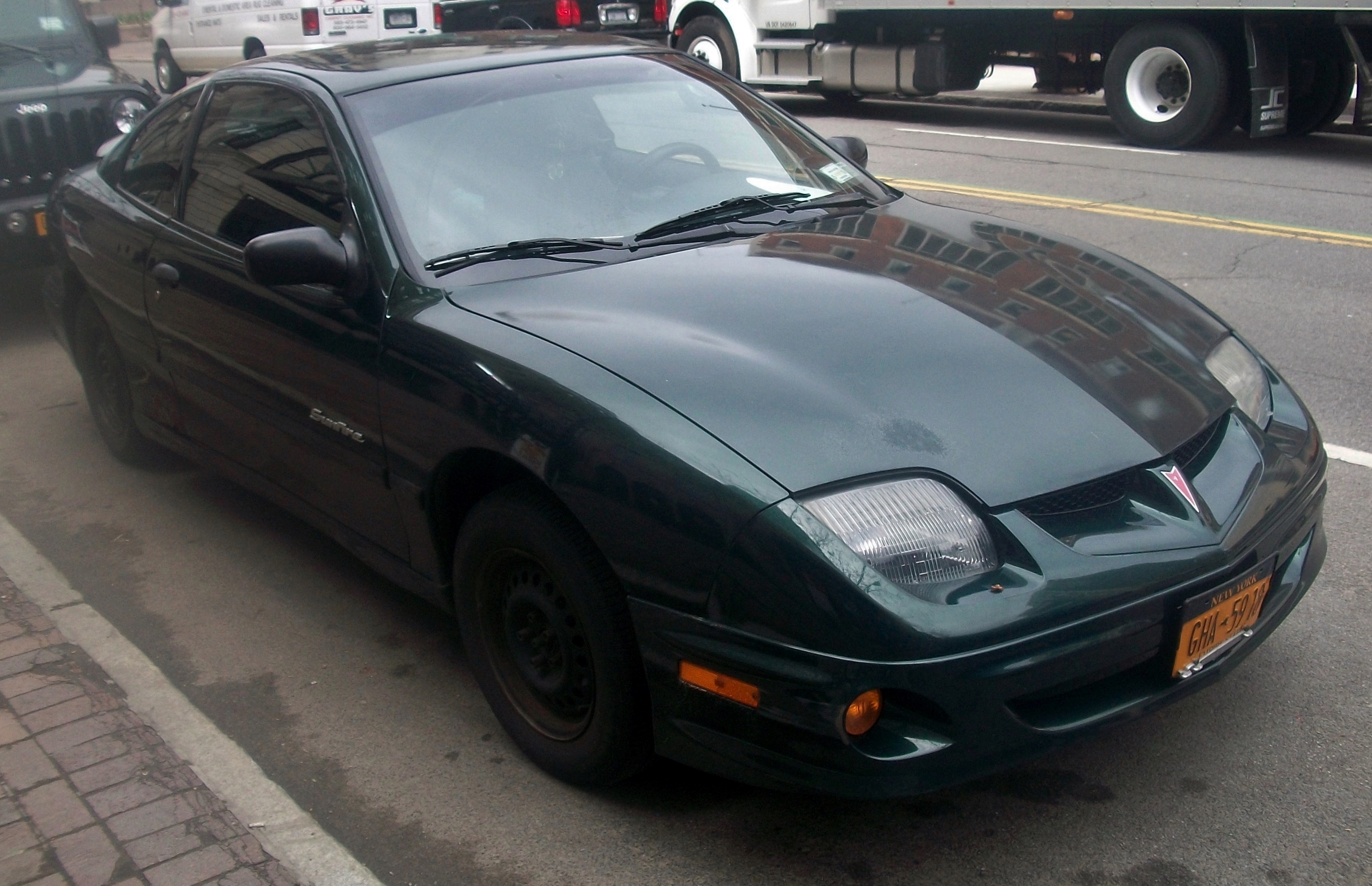 (2002) Pontiac Sunfire [Beater]