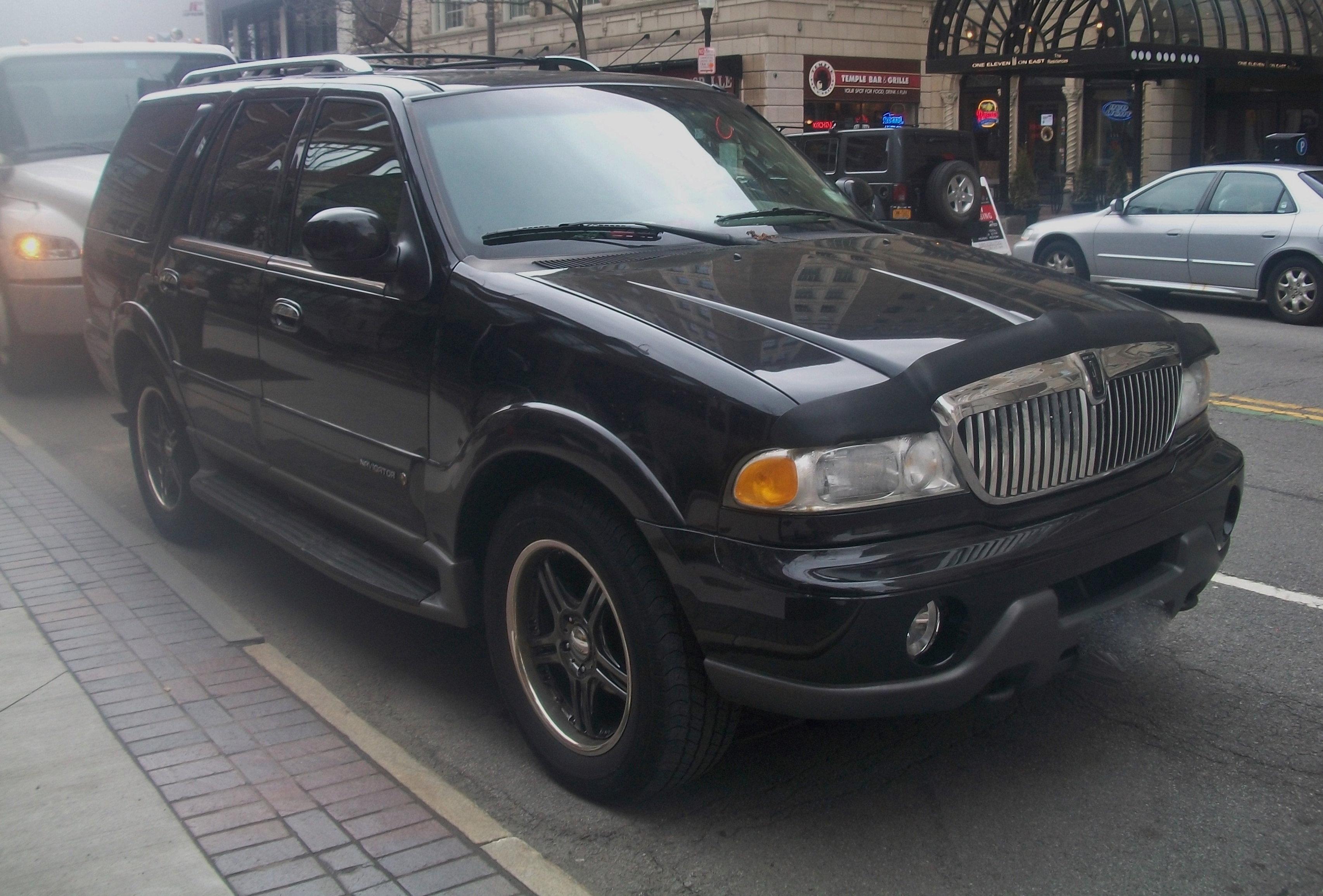 (2001) Lincoln Navigator [Custom]