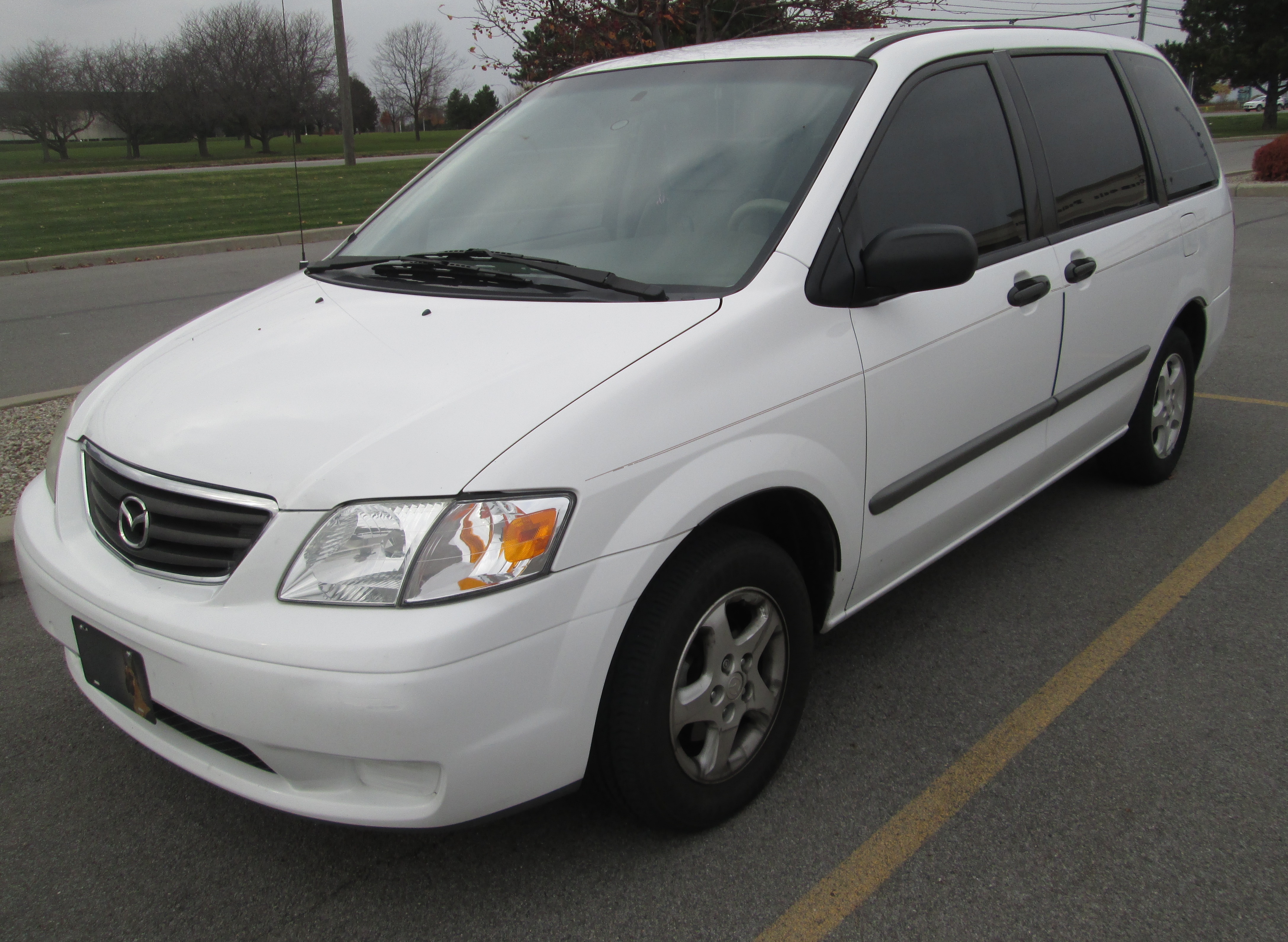 (1999) Mazda MPV