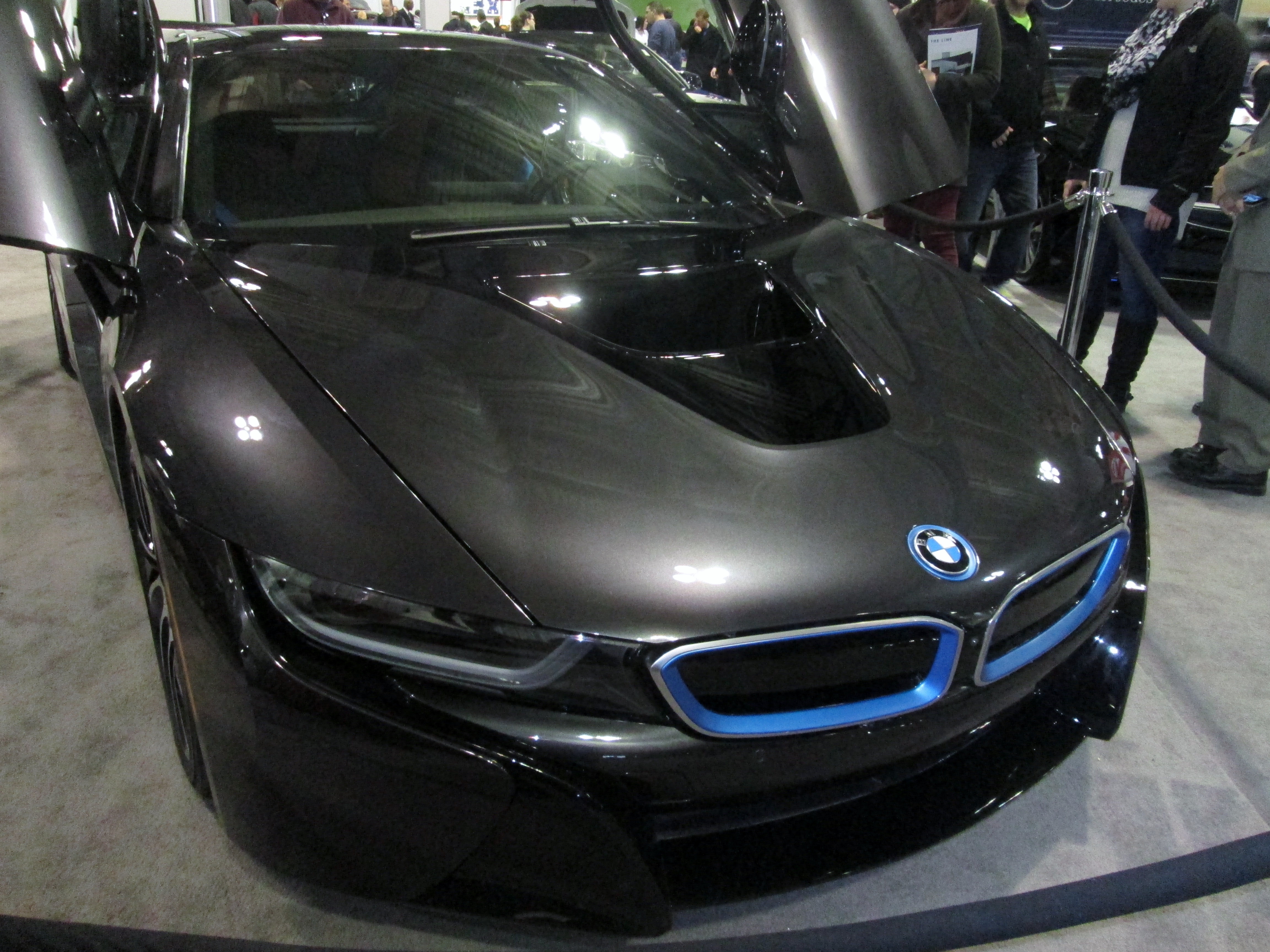 (2015) BMW i8 [2]