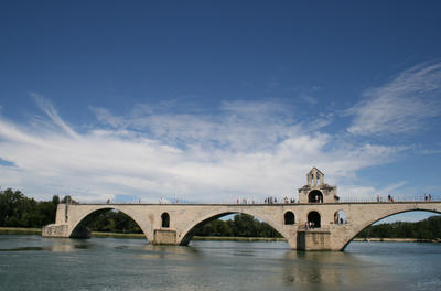 Suspended bridge