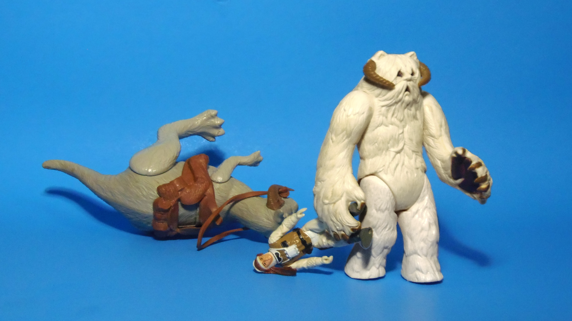 Kenner Empire Hoth Wampa. by Atariboy2600 on DeviantArt