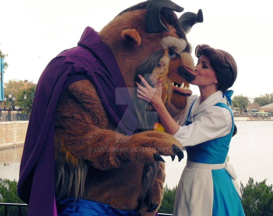 Beast And Belle Kiss By Lulii13omg On Deviantart Beast And Belle Kiss By Lulii13omg On Deviantart