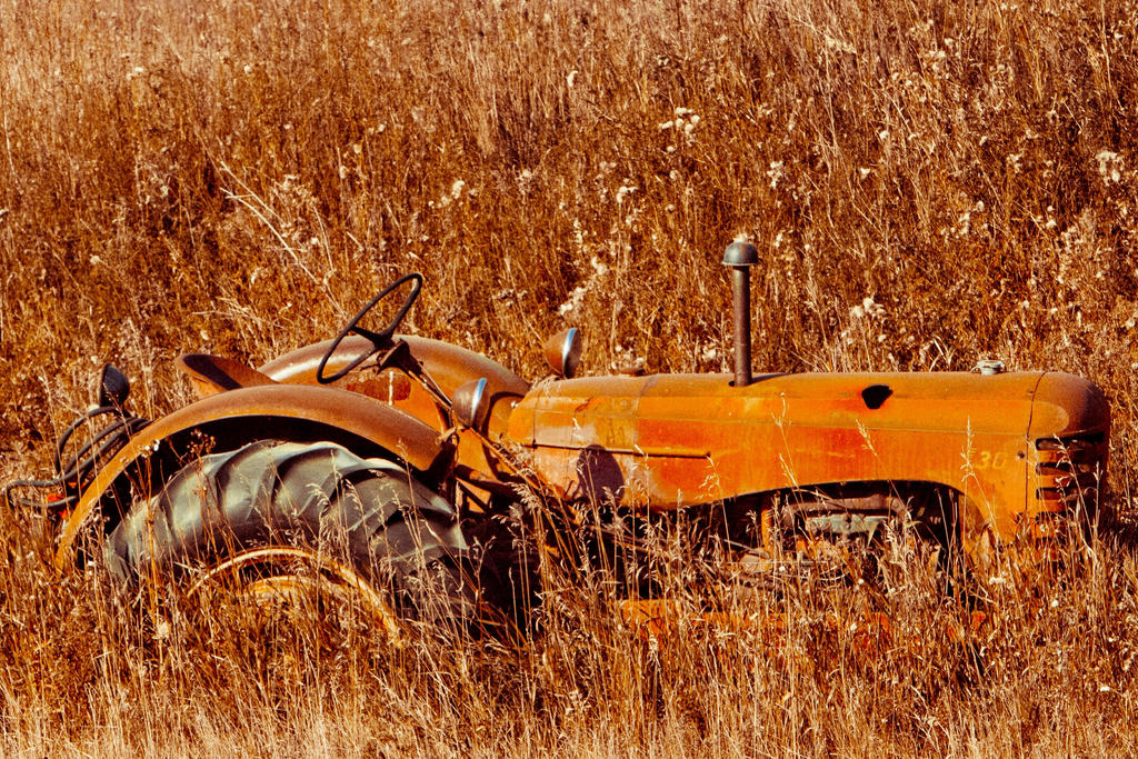 Rusty tractor by Canuck01 on DeviantArt