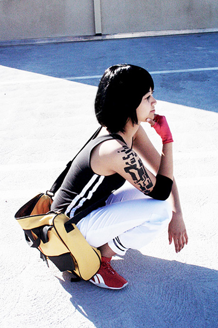 Mirror's Edge: Asian Squat