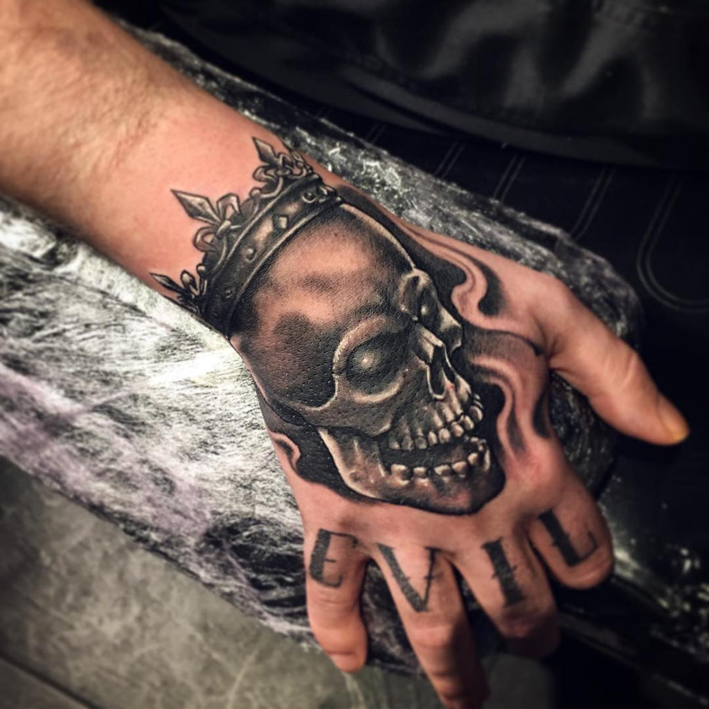 Skull king tattoo