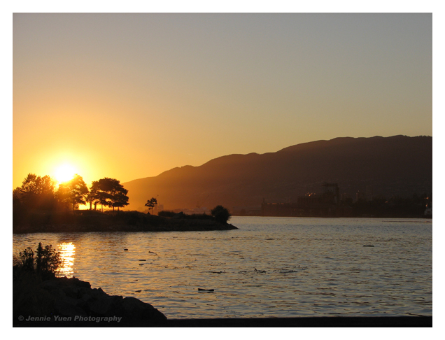 Sunset Behind the Mountain by sweetcivic