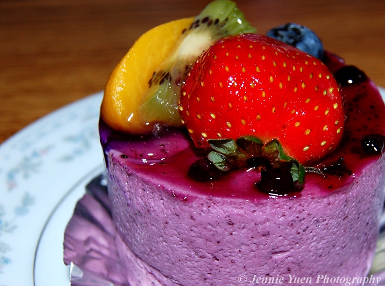 Mini Blueberry Mousse Cake by sweetcivic