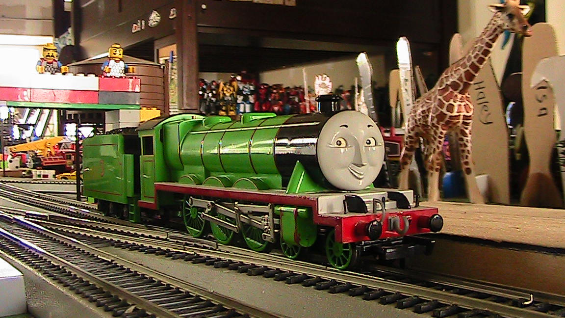 Fish Henry Engine Henry the green engine by grantgdude2 on DeviantArt