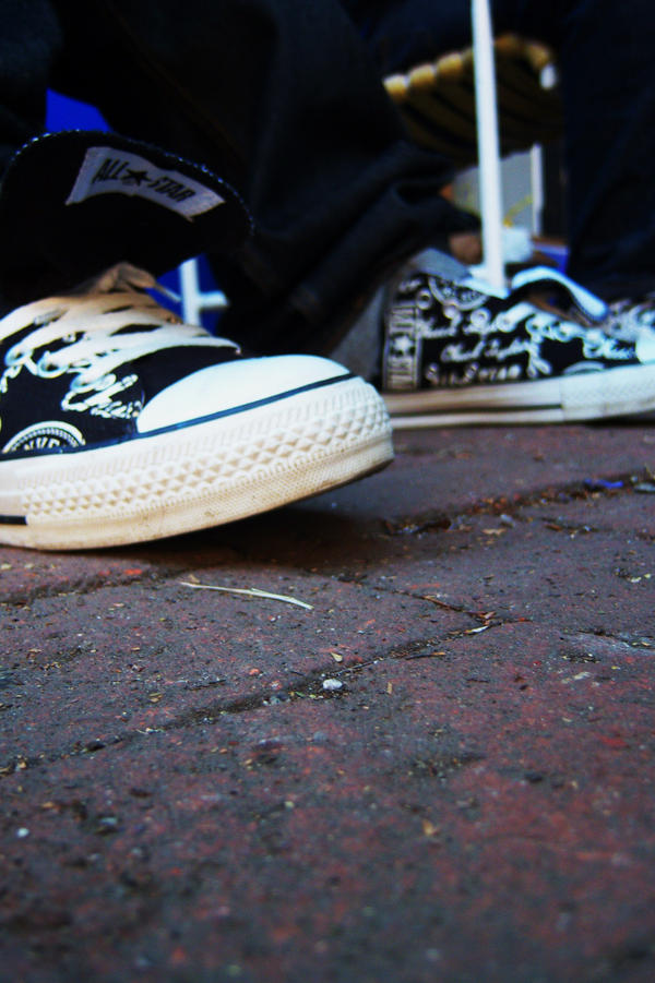 Converse Deviantart Da converse by jellyart2000 on DeviantArt