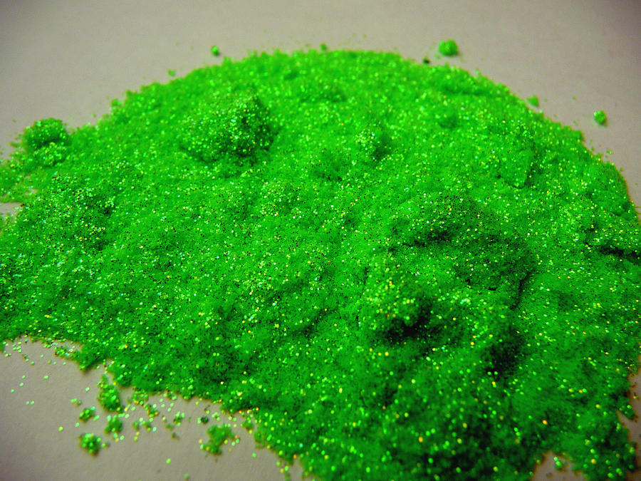 Особое вещество зеленого цвета в растениях. Зеленый порошок наркотик. Зелёный кристаллический порошок. Наркотический порошок зеленого цвета. Соль зеленого цвета.