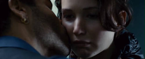 Katniss and Cinna - The Hunger Games Screencap