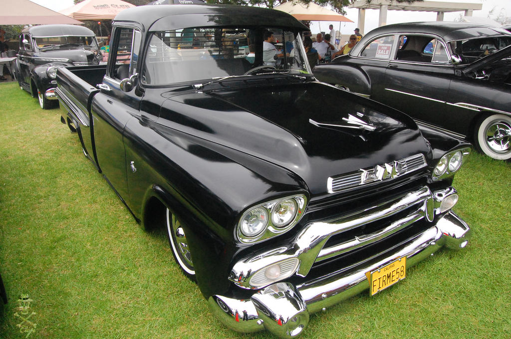 1958 GMC Suburban Truck