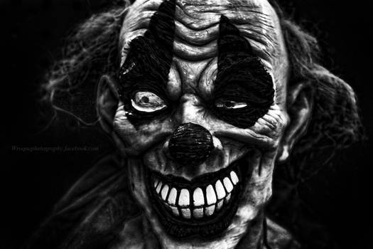 creepy clown